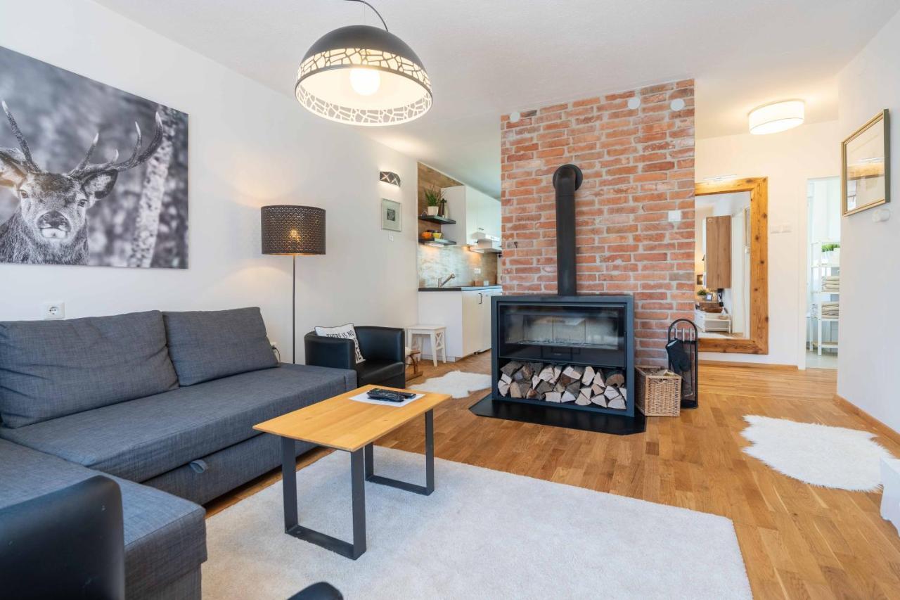 Apartma Pecek קרנייסקה גורה מראה חיצוני תמונה